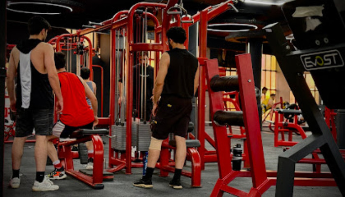 بهترین باشگاه بدنسازی جنوب تهران با شماره تماس و لوکیشن 11 باشگاه بدنسازی نوین پارس